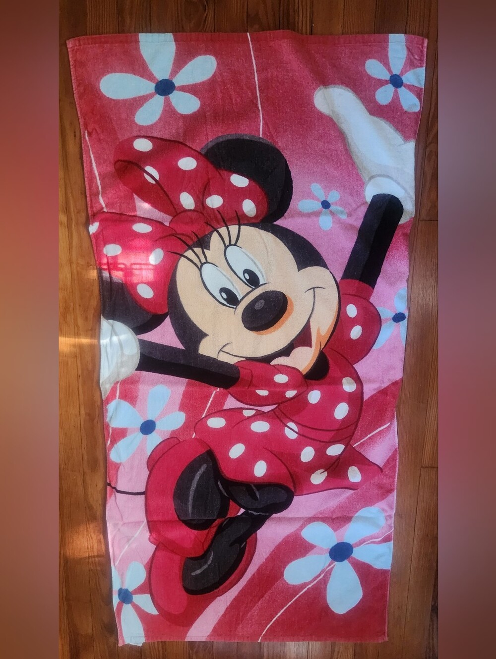 Minnie Mouse Disney Store Beach Towel